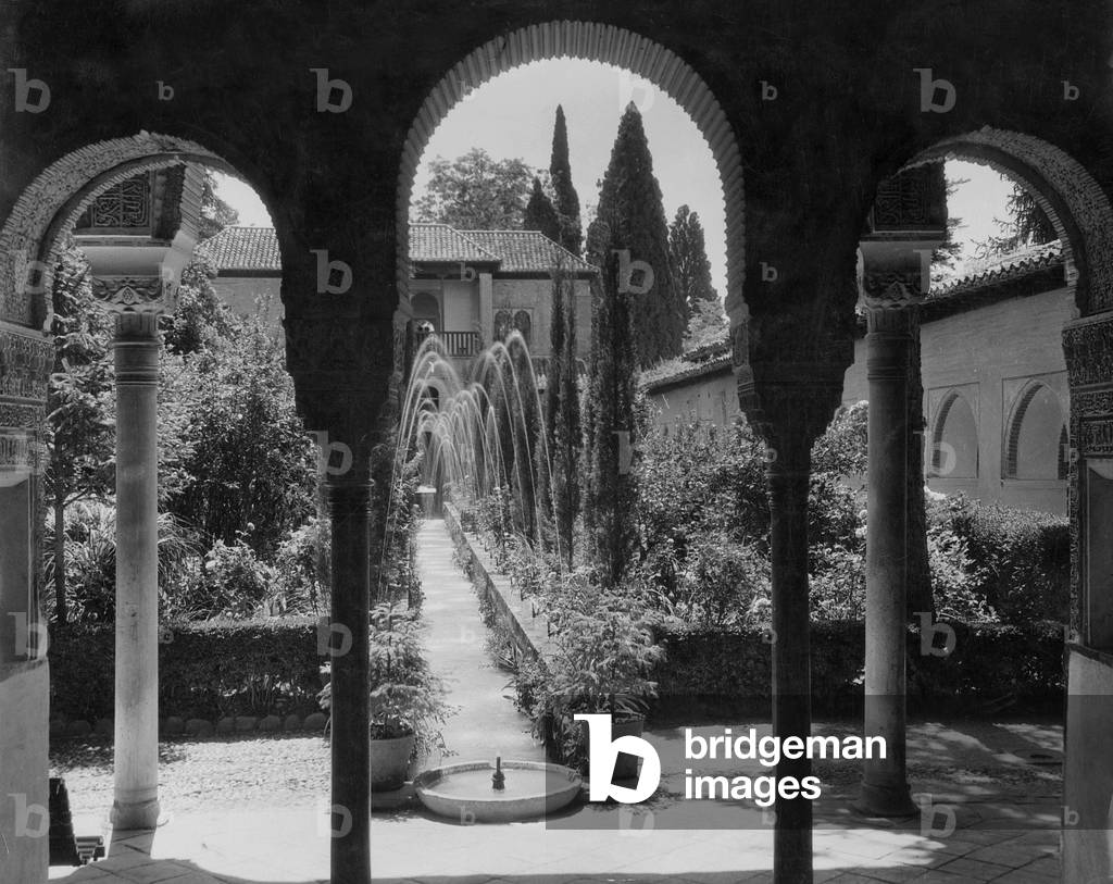 Alhambra in Granada, 1939 (b/w photo)