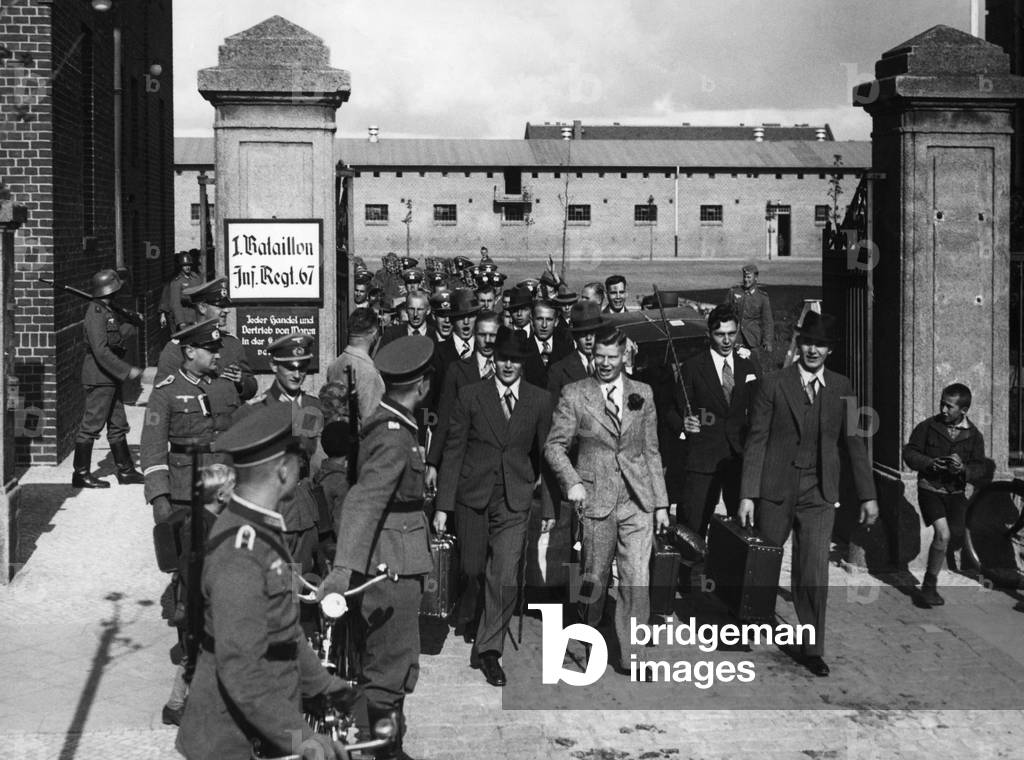 Reservists march out of the barracks, 1936 (b/w photo)