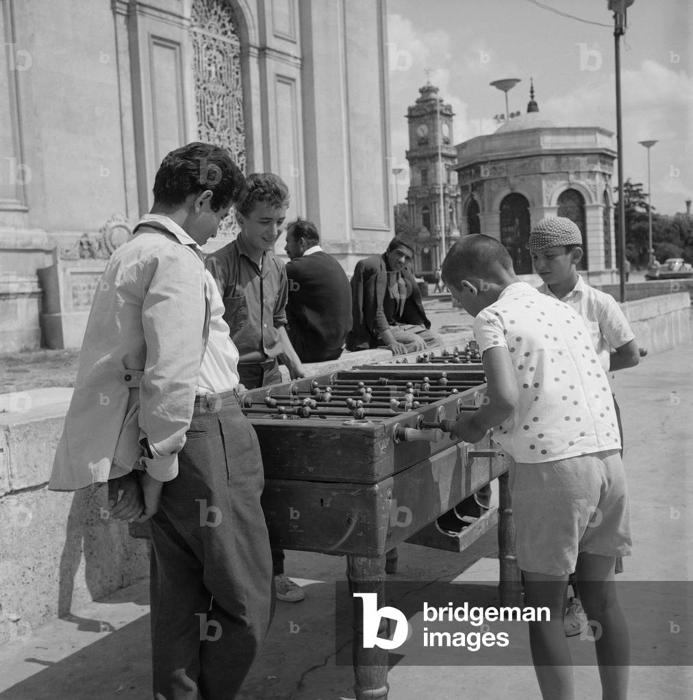 Children in Istanbul, 1965 (b/w photo)
