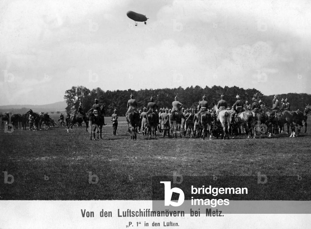 Airship manoeuvres near Metz, 1911 (b/w photo)