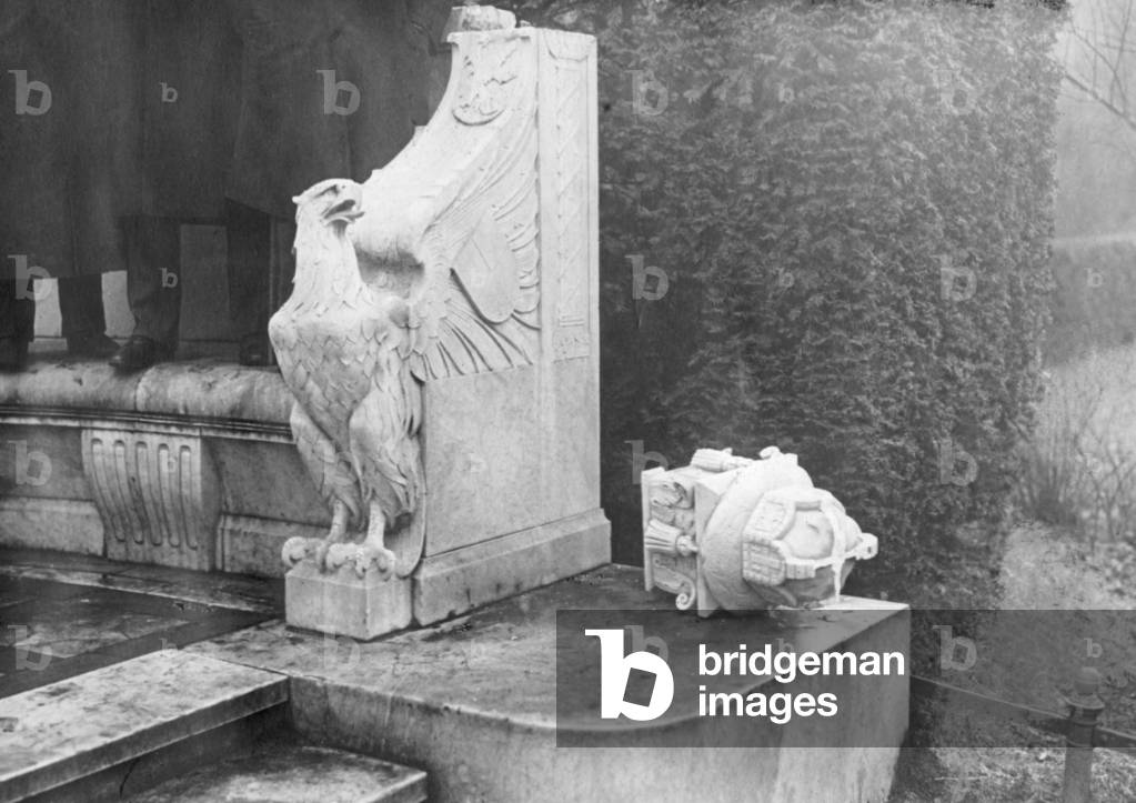Destroyed monarchical symbols in Berlin, 1918 (b/w photo)