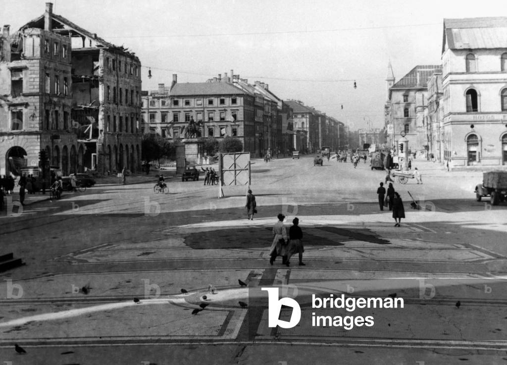 The destroyed Odeonsplatz, 1945