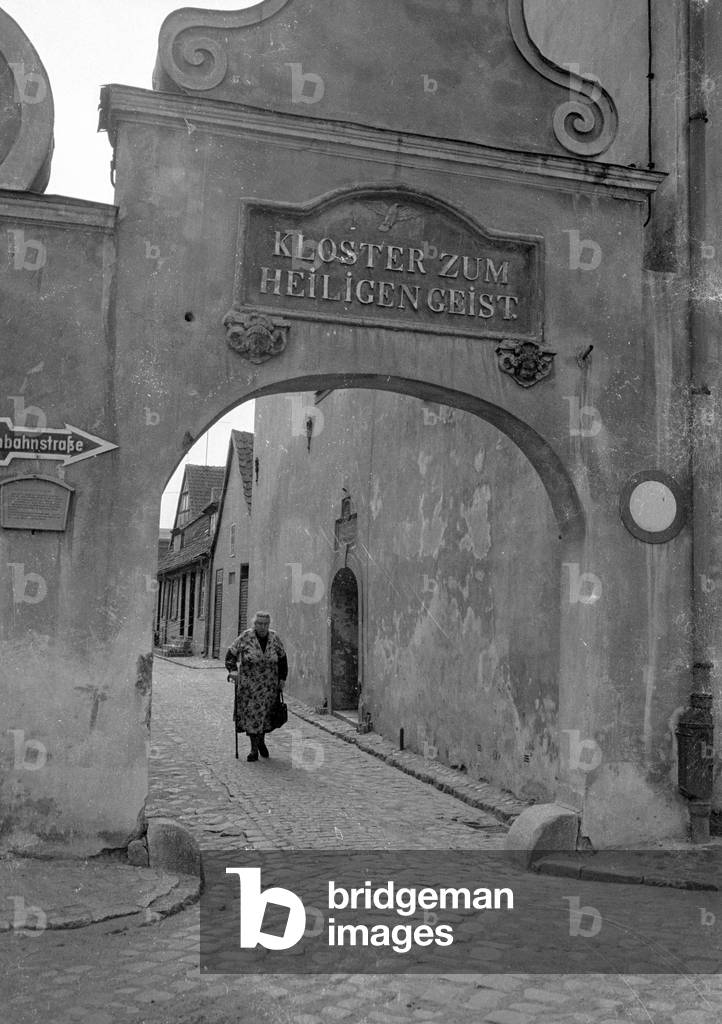 Entrance to the Heilgeistkloster, 1963 (b/w photo)