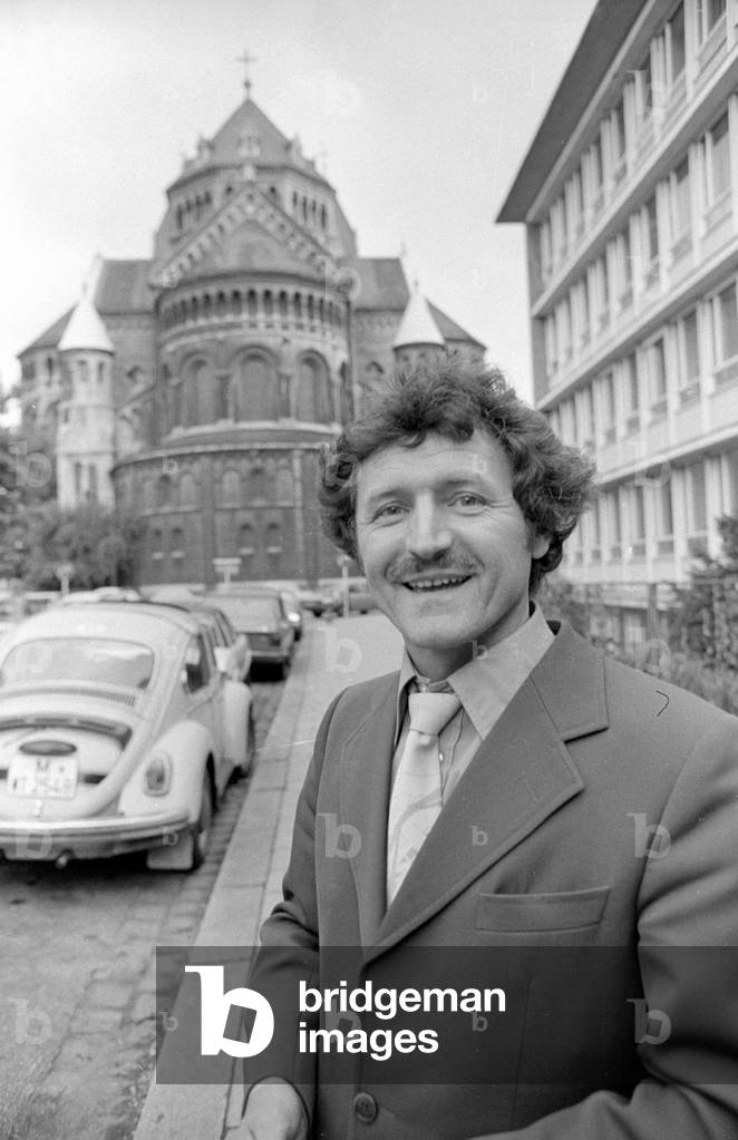 Pastor Franz Eder in Munich, 1978 (b/w photo)