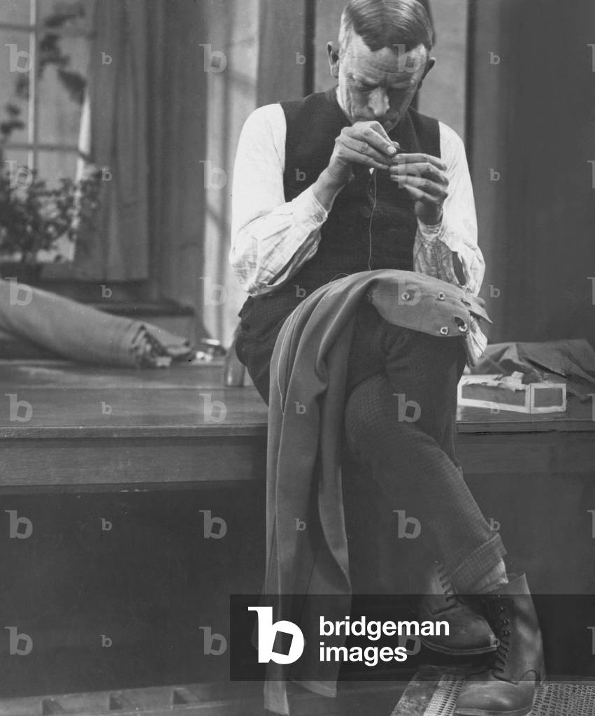 Karl Valentin in 'Der Sonderling', 1929 (b/w photo)