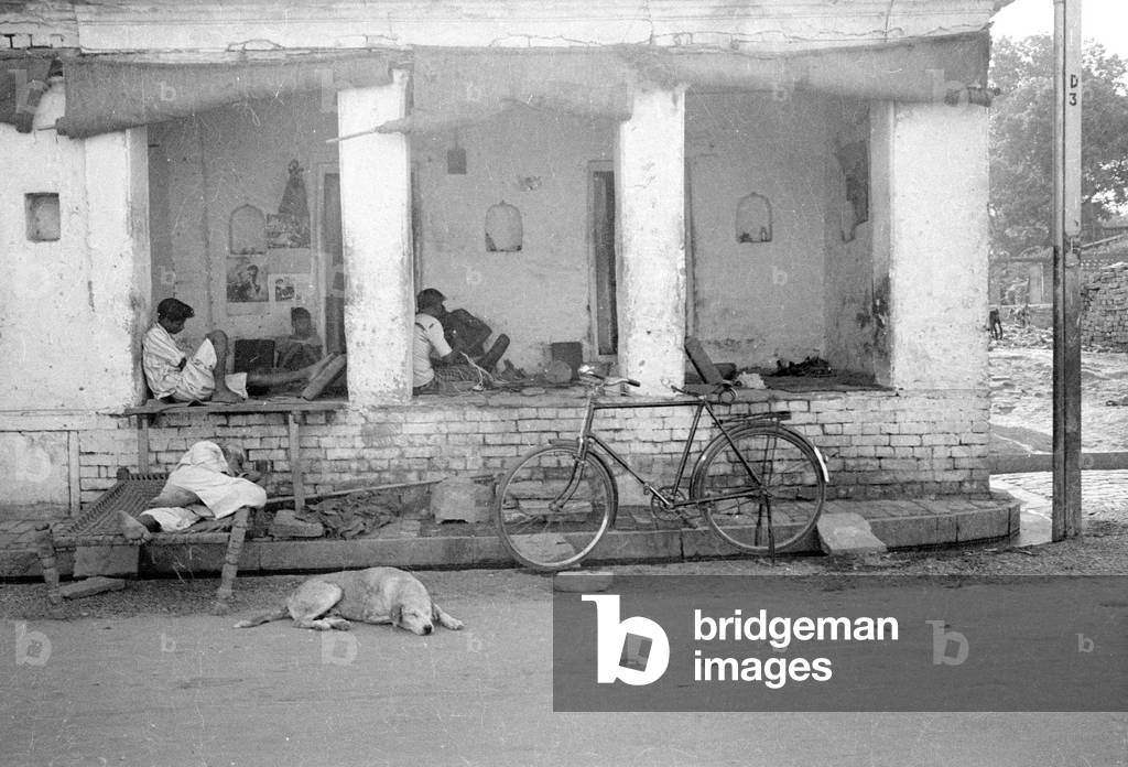 Homelessness in Varanasi, 1966 (b/w photo)