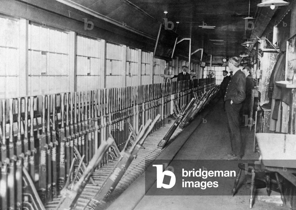 Signal box in Great Britain, 1925 (b/w photo)