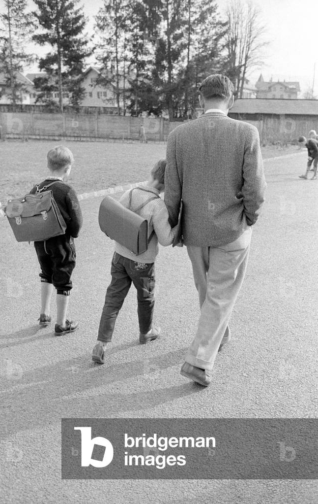 Teacher Rudolf Pikola becomes mayor, 1960 (b/w photo)
