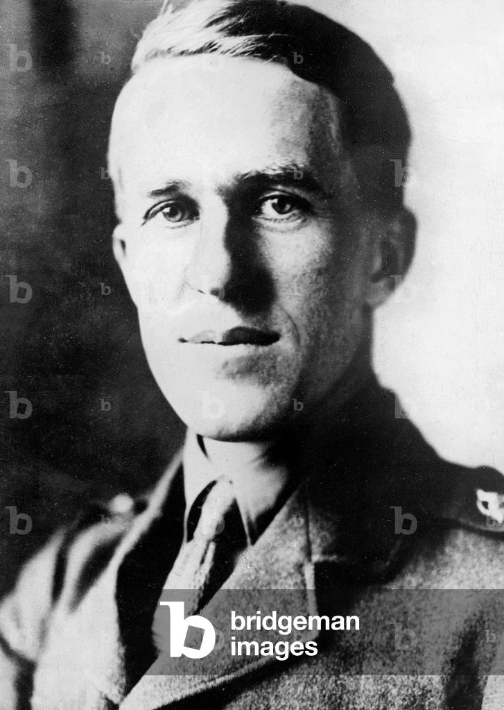 Thomas Edward Lawrence (b/w photo)