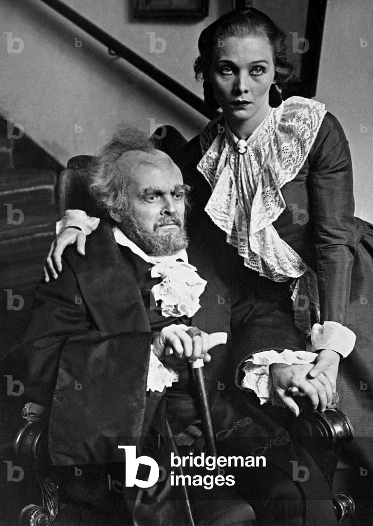 Scene from Schiller's 'The Robbers', 1932 (b/w photo)