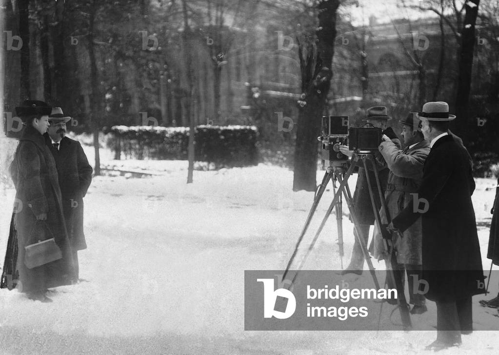 Friedrich Ebert and his wife Louise with photographers, 1919 (b/w photo)