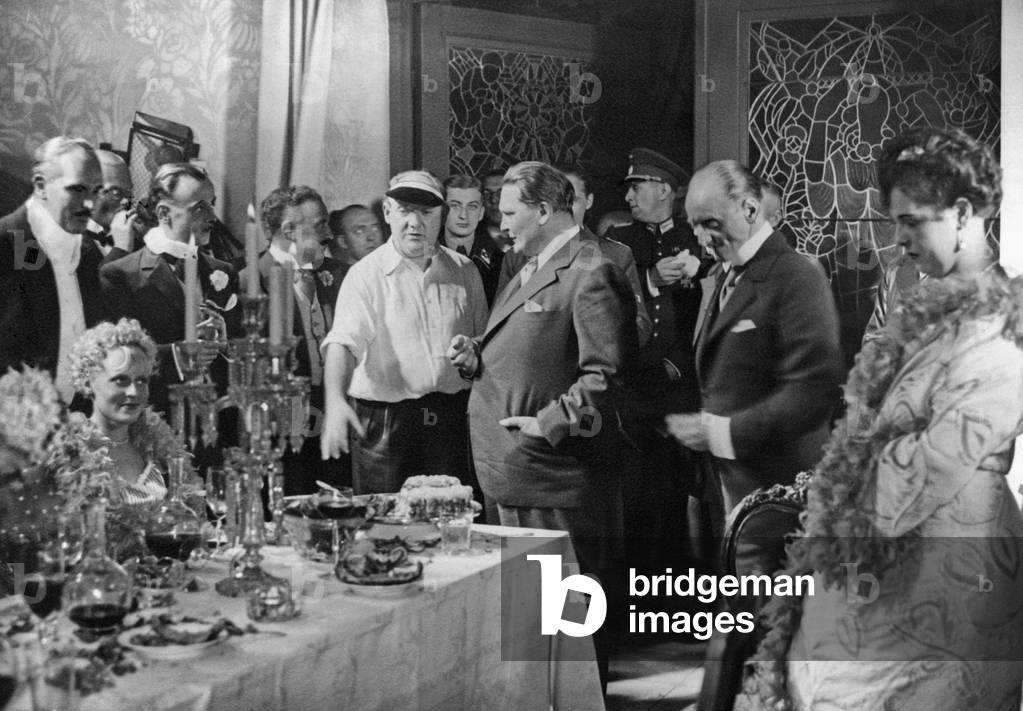 Goering visiting the Ufa, 1936