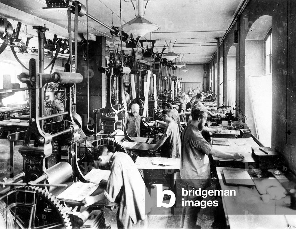 Printing money in the Reich mint in Berlin (b/w photo)