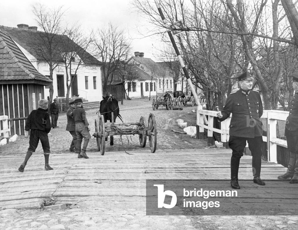 Border crossing at the German-Polish border in Bischofswerder, 1939