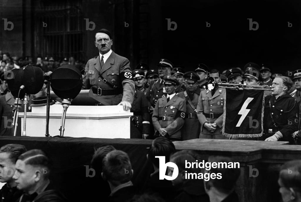 Adolf Hitler (b/w photo)
