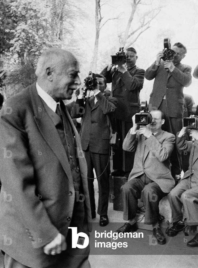 Max von Laue, 1957 (b/w photo)