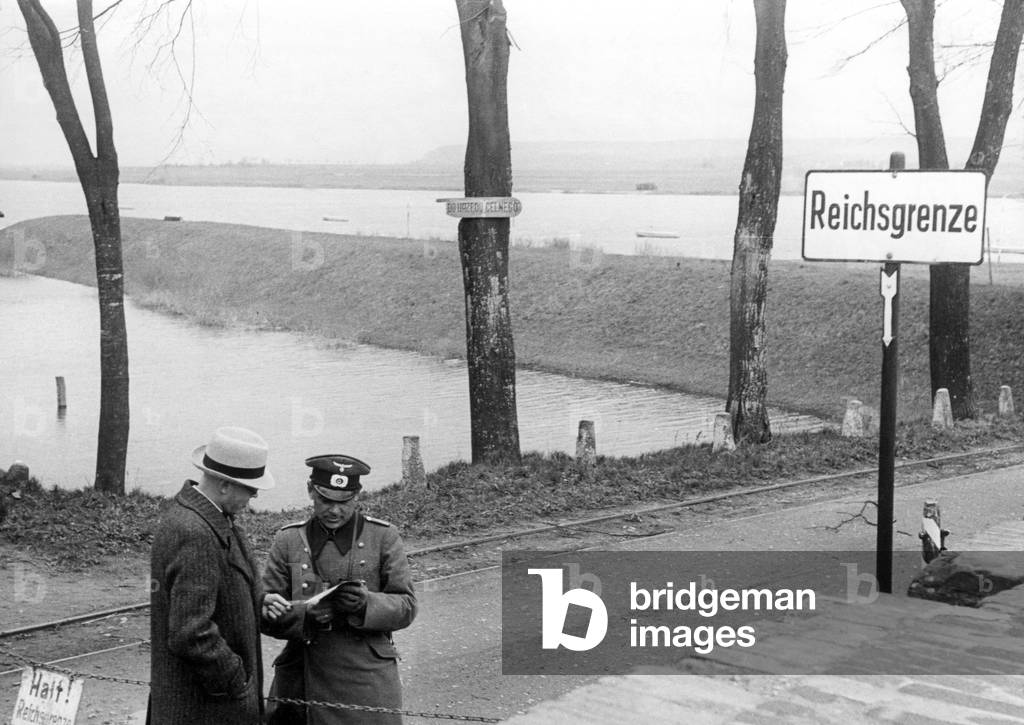 Border crossing at Kurzbrack, around the 1920s