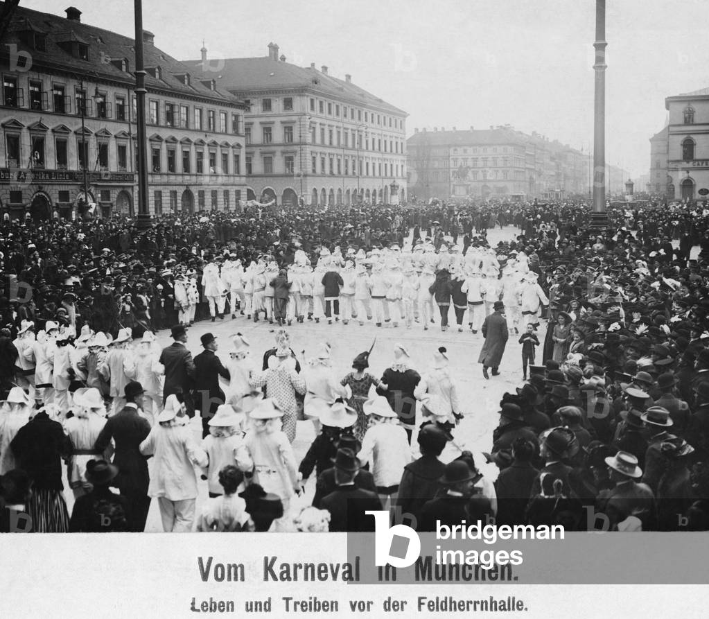 Carnival on Odeonsplatz in Munich, 1912 (b/w photo)