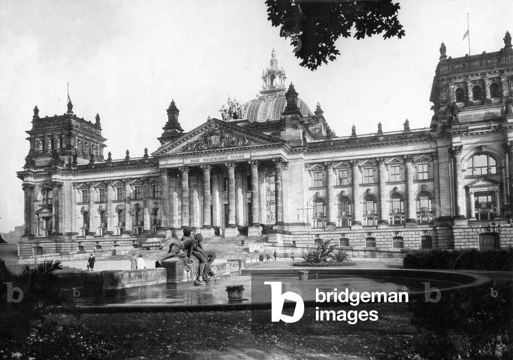 Reichstag, 1929 (b/w photo)