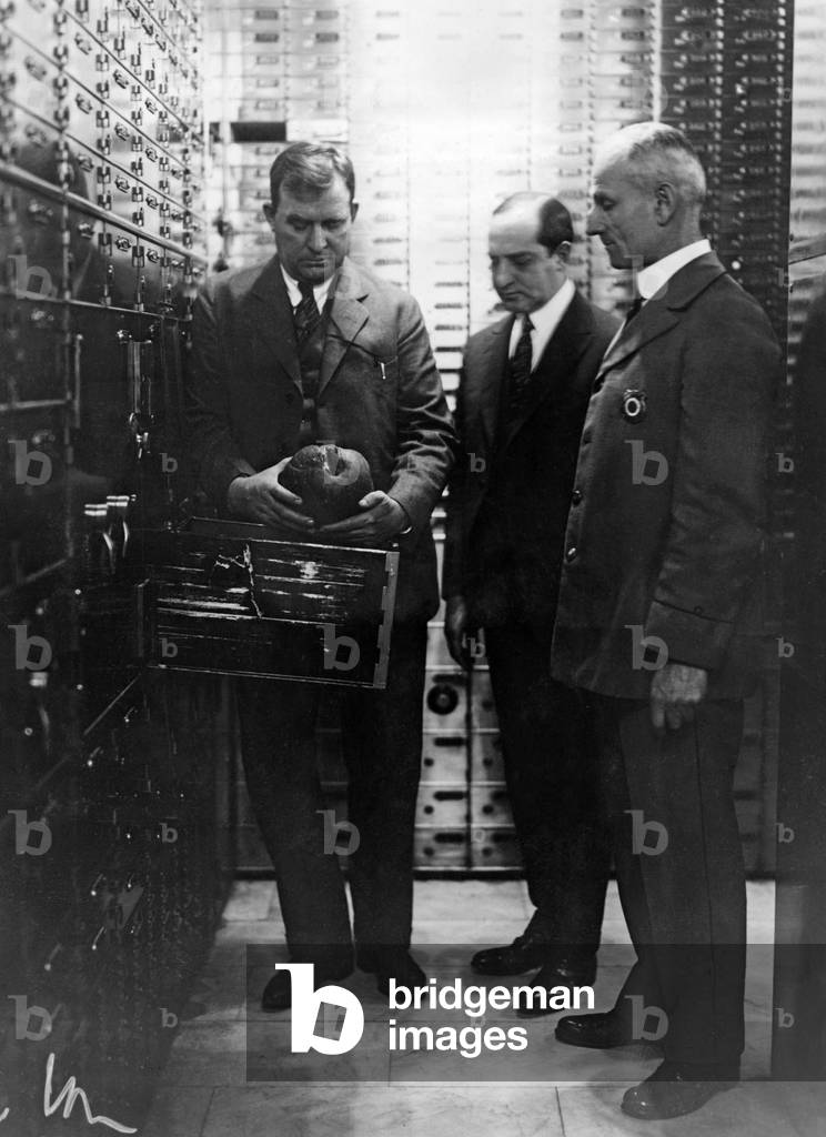 Prehistoric dinosaur egg, 1926