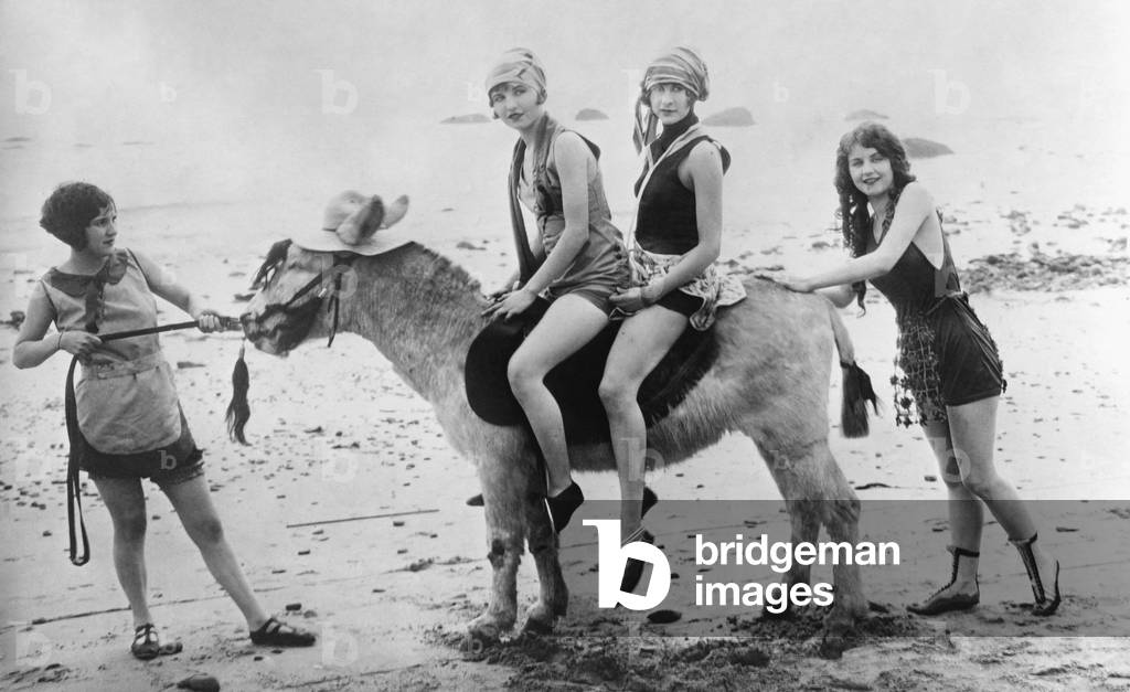 Beach life, 1926 (b/w photo)
