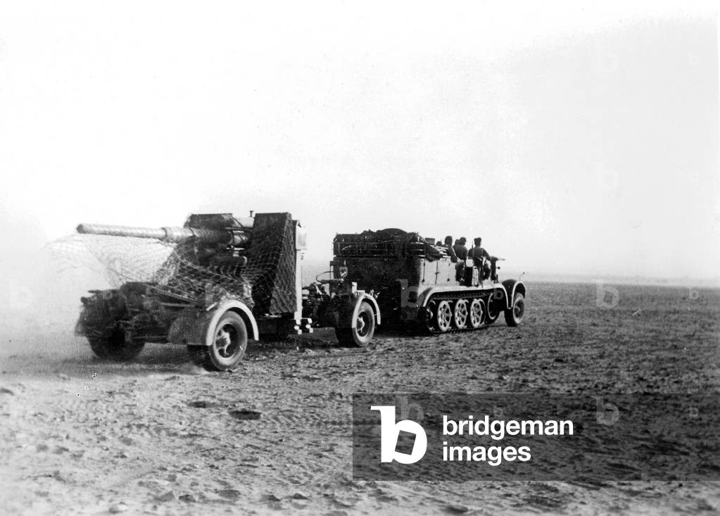 German 88mm Flak in the desert, 1942 (b/w photo)
