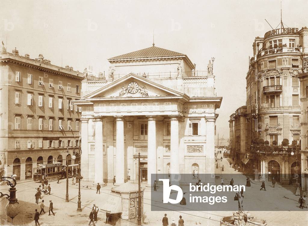 Piazza della Borsa in Triest, 1915 (photo)