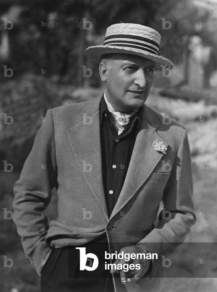 Hans Albers in 'Ein Mann auf Abwegen', 1940 (b/w photo)