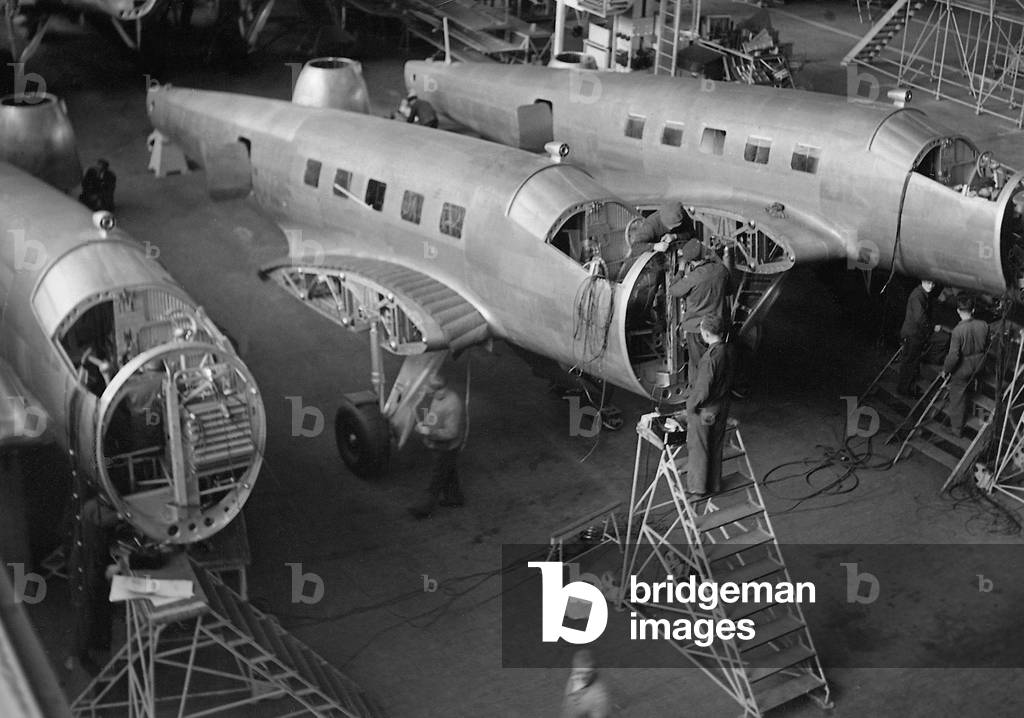 Production of Junkers Ju 86, 1930 (b/w photo)