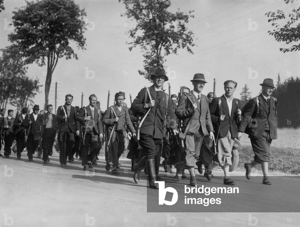 Sudeten German Volunteer Corps in the Czech town of Asch, 1938 (b/w photo)