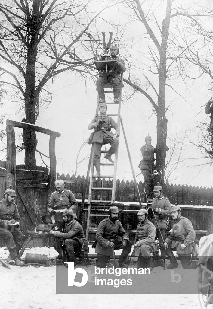 German artillery observation post 1915 (b/w photo)