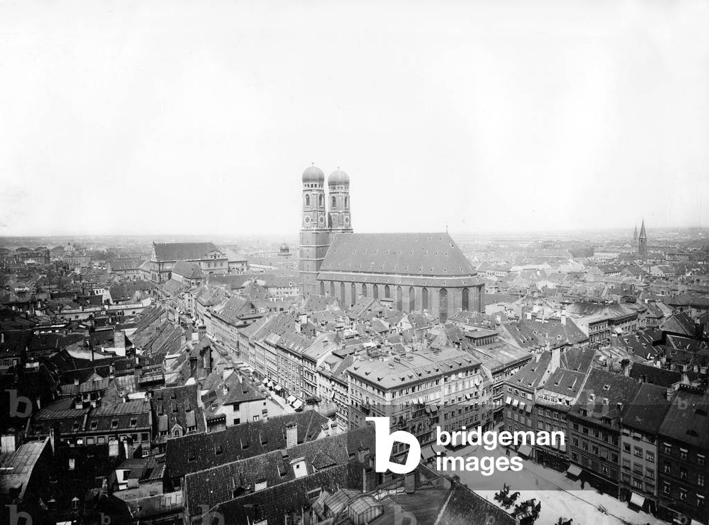 Frauenkirche in Munich (b/w photo)