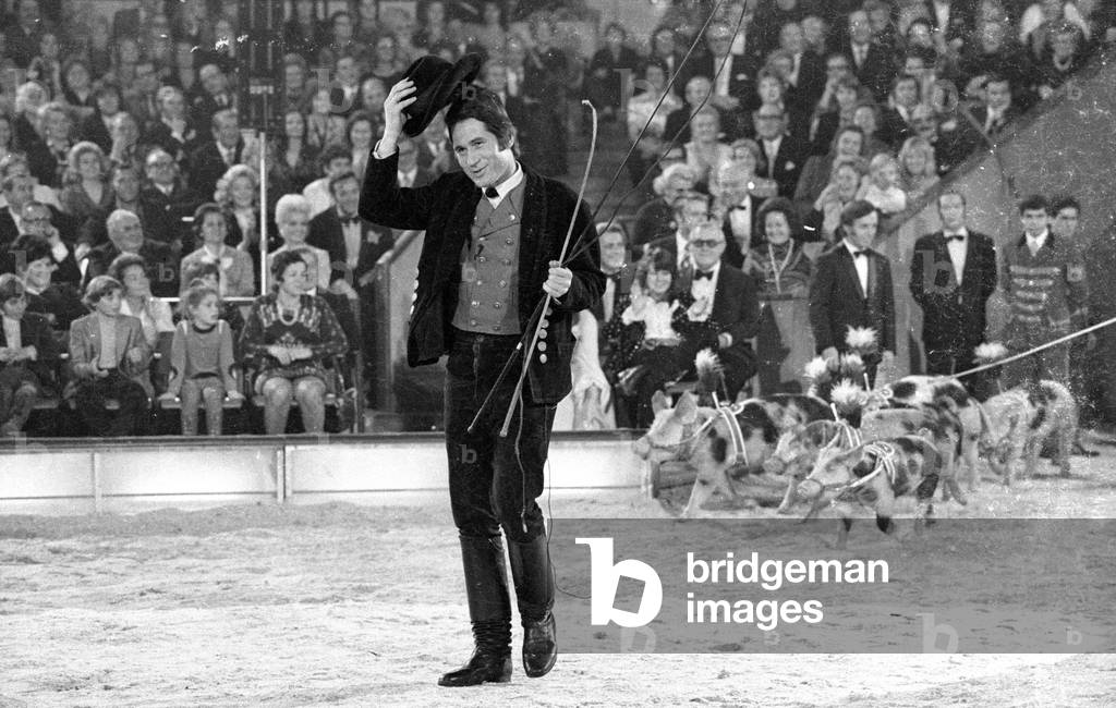 Stars in der Manege, 1971 (b/w photo)