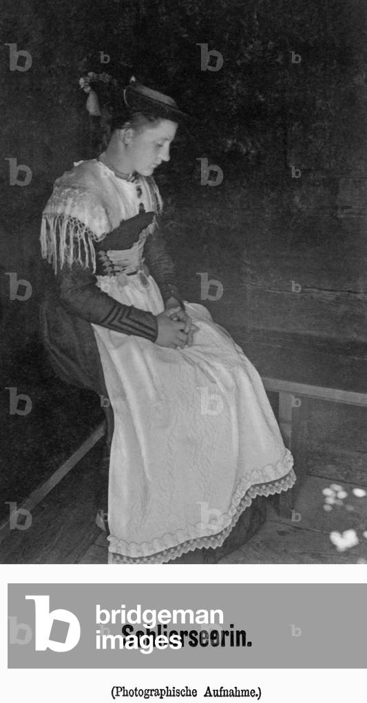 A girl from Schliersee, 1906 (b/w photo)