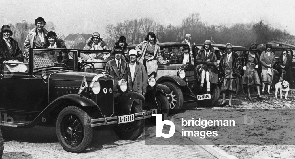 Members of the Ladies Automobile Club in Berlin, 1930 (b/w photo)