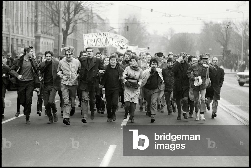 Daniel Cohn-Bendit and Ronny Loewy rallying against the state of emergency in Spain, 1969 (b/w photo)