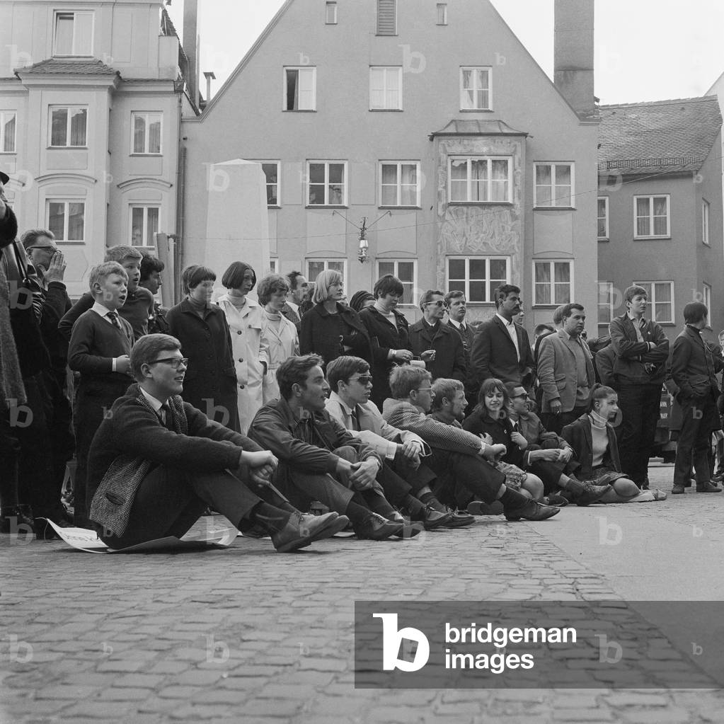 Protest against the Vietnam War in Augsburg, 1966 (b/w photo)