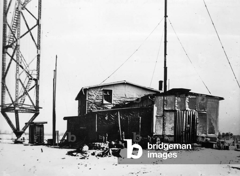 The transmitting station Nauen of Telefunken, 1906 (b/w photo)