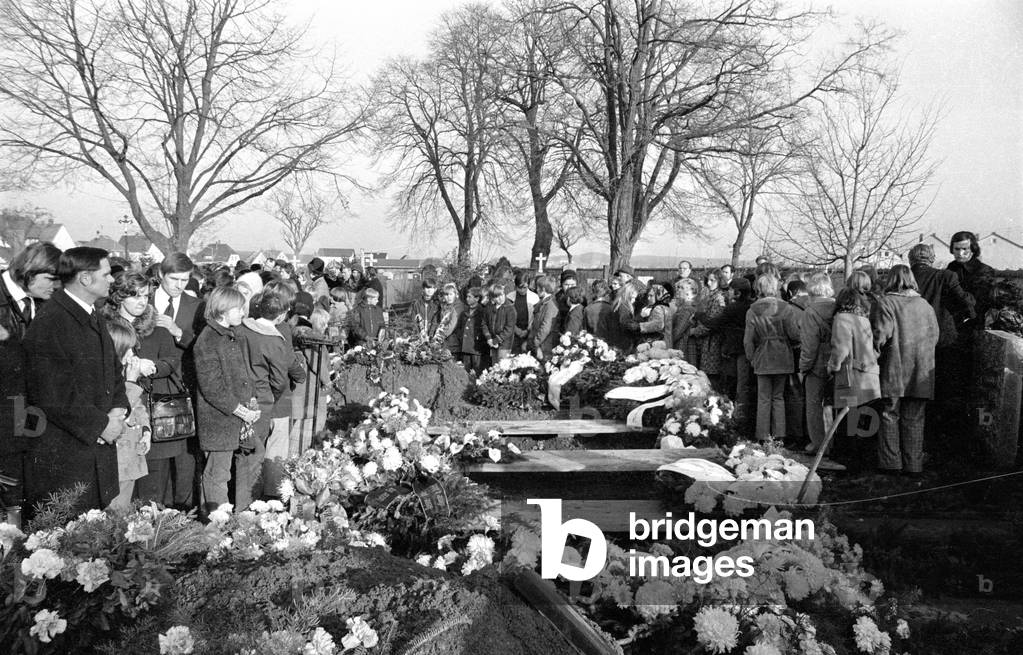 Funeral in Gunzenhausen, 1974 (b/w photo)