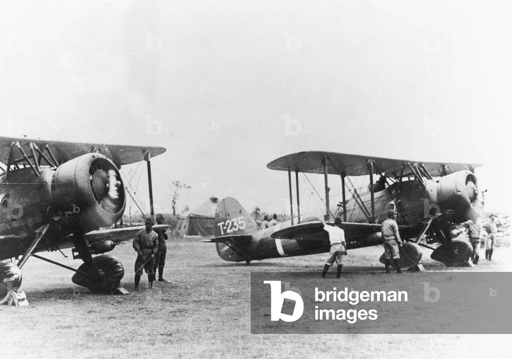 Japanese aircrafts in China, 1937 (b/w photo)