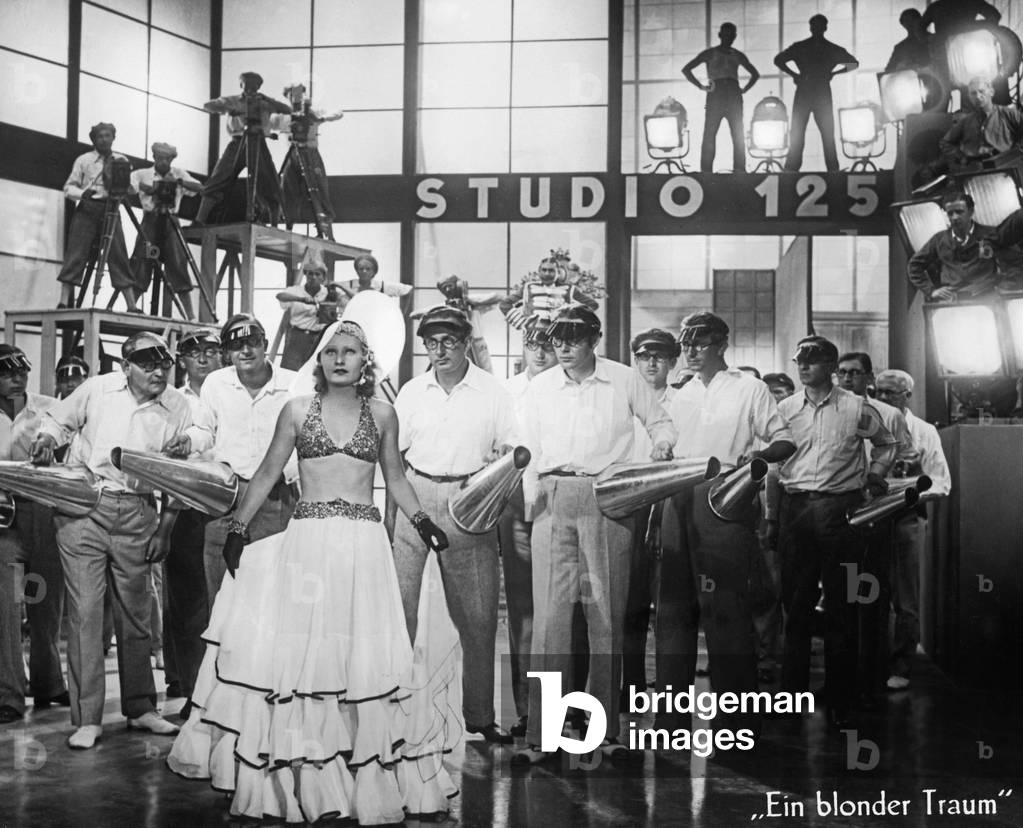 Lilian Harvey at the filming of 