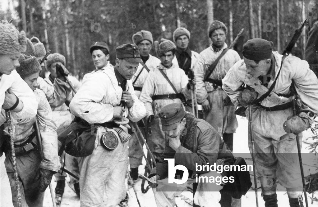 Finnish soldiers on the Eastern Front, 1941 (b/w photo)