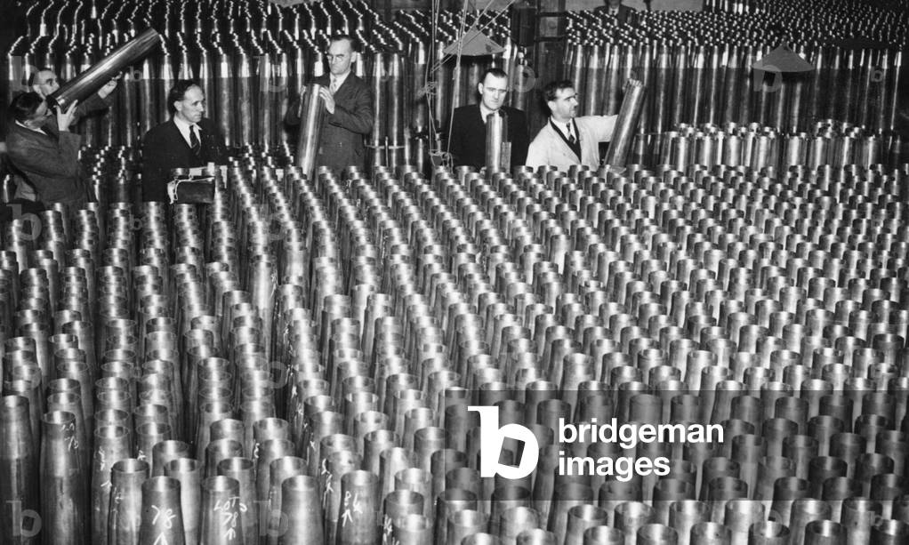 Defence industry in Great Britain, 1940 (b/w photo)