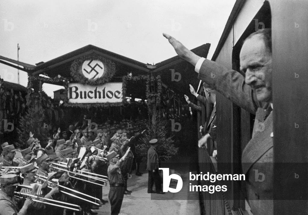Franz Ritter von Epp at the Buchloe station, 1933 (b/w photo)