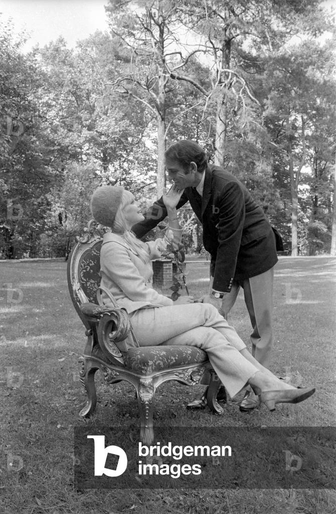Elke Sommer with John Hyams in Berlin, 1966 (b/w photo)