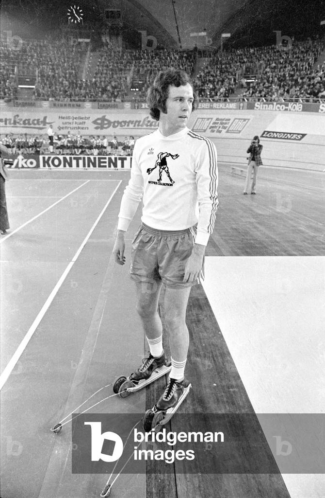 Franz Beckenbauer at the Sportpressefest (Sports Press Festival) in Munich, 1974 (b/w photo)