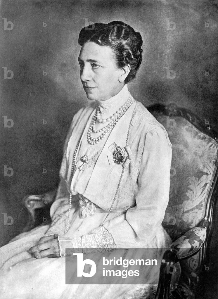 Queen Victoria of Sweden, 1926 (b/w photo)