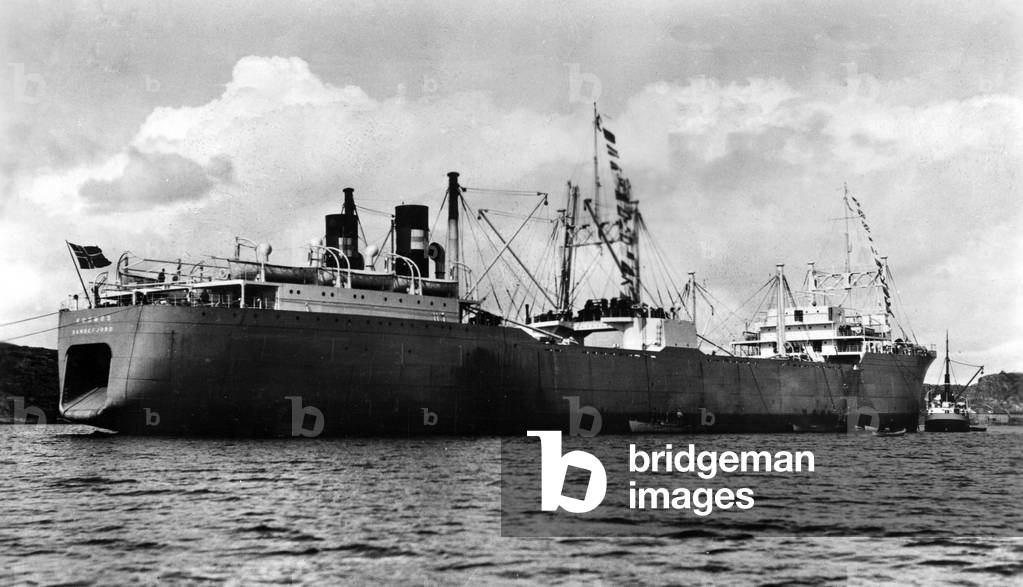 The Norwegian whaling ship Kosmos, 1940 (b/w photo)