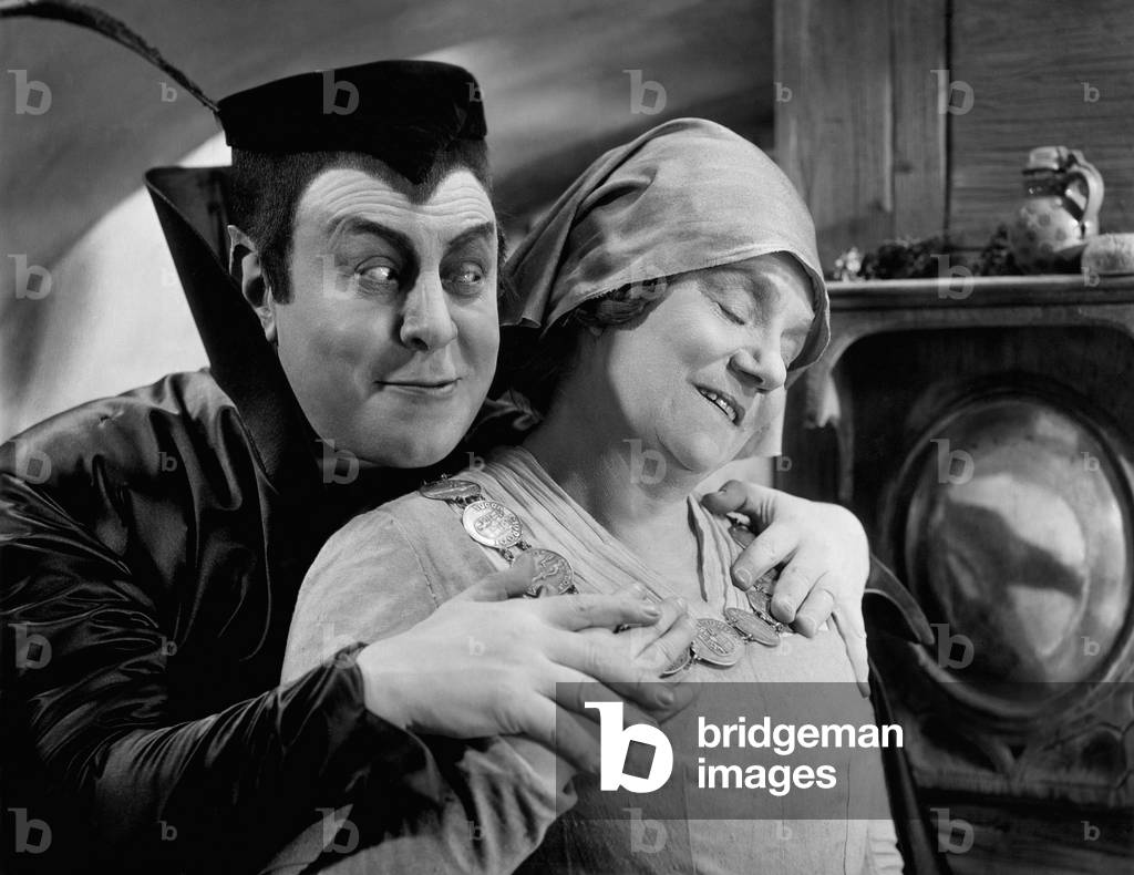 Emil Jannings in the movie 'Faust', 1926 (b/w photo)