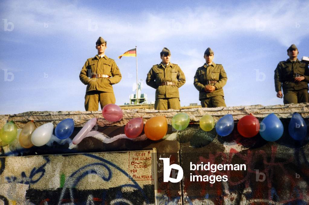 Fall of the Berlin Wall, November, 1989 (photo)